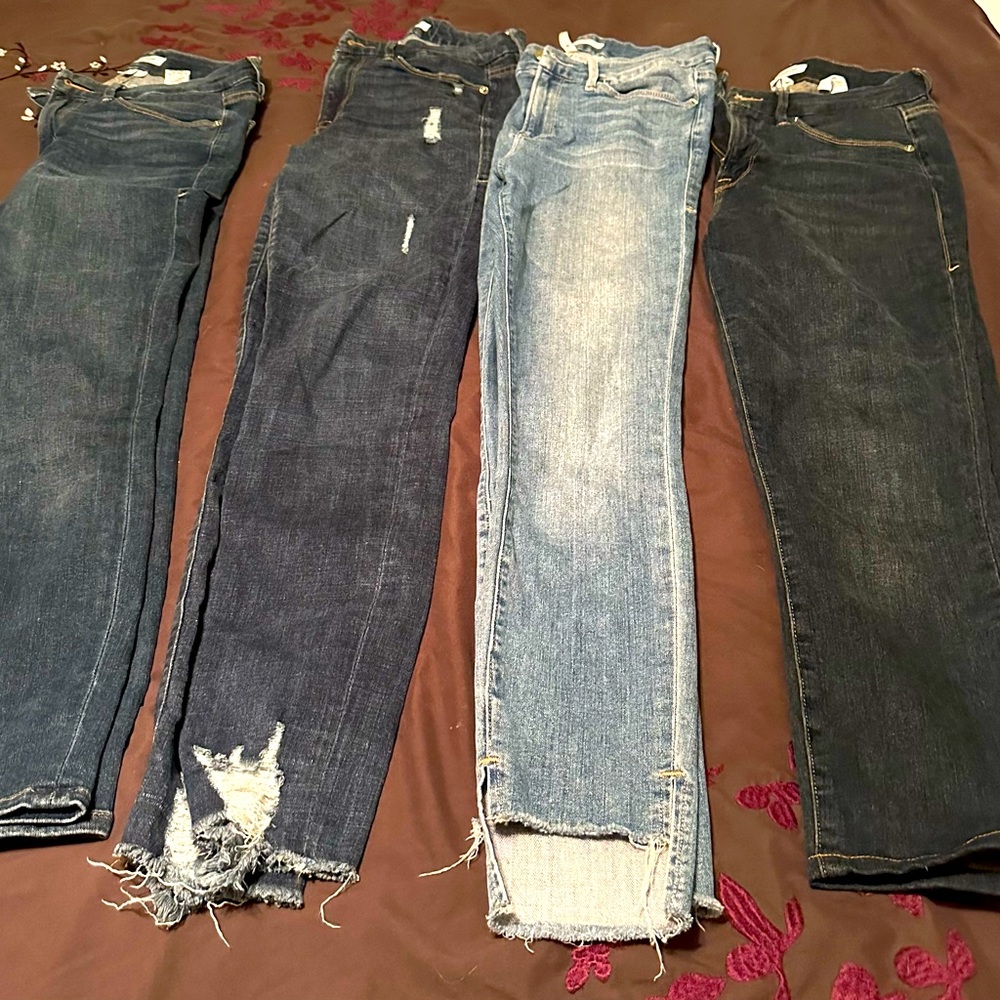 Good American Jeans lot of 4 pairs. Size 6/28